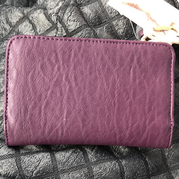 Jessica Simpson Jaclyn Medium Fran Faux Leather Wallet Color Italian Plum NWT - Picture 7 of 12